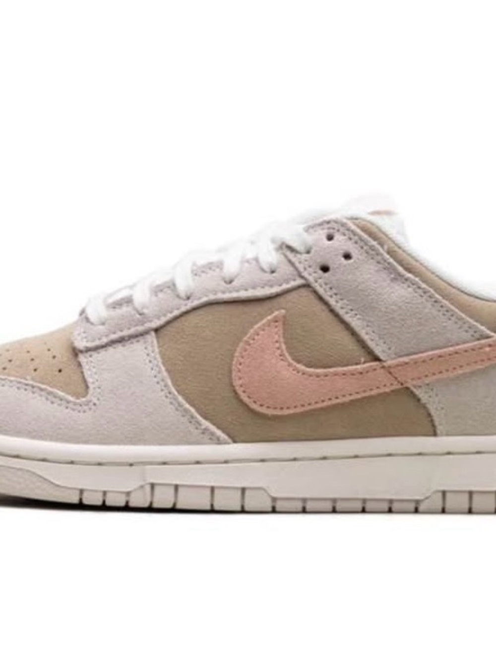 Nike Kids Low-Top Sneaker in Pink and Tan